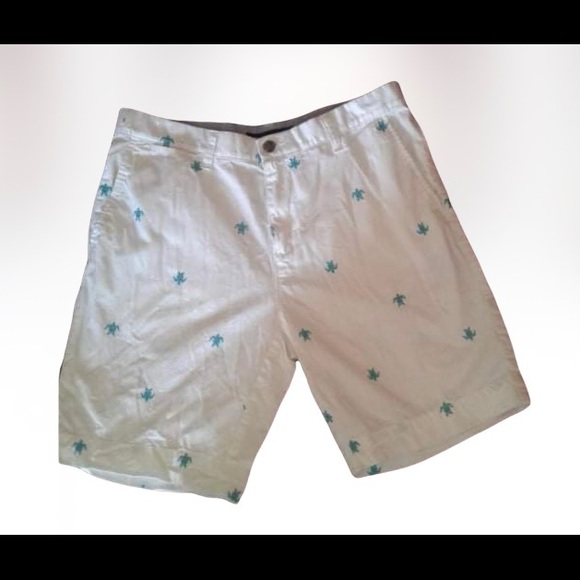 Tommy Hilfiger Other - Tommy Hilfiger White Blue Sea Turtles Men's Shorts Size 32